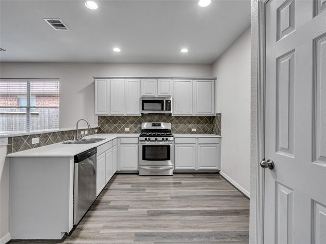 6523 Silver Shade Drive, Houston, TX 77064