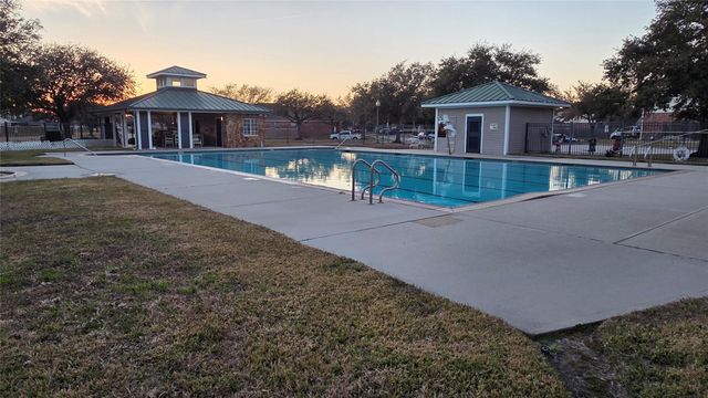 6523 Silver Shade Drive, Houston, TX 77064