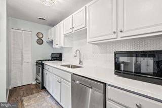 12717 GORDON BLVD #120, Woodbridge, VA 22192