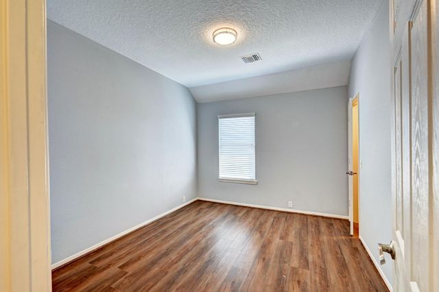 7402 Broken Oak Lane, Sugar Land, TX 77479