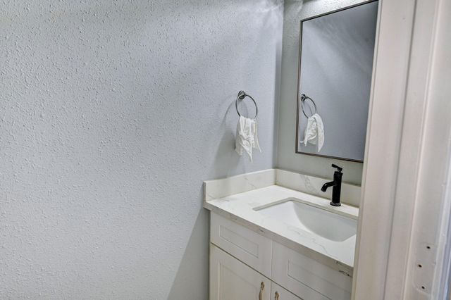 7402 Broken Oak Lane, Sugar Land, TX 77479