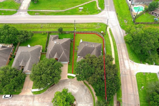 7402 Broken Oak Lane, Sugar Land, TX 77479