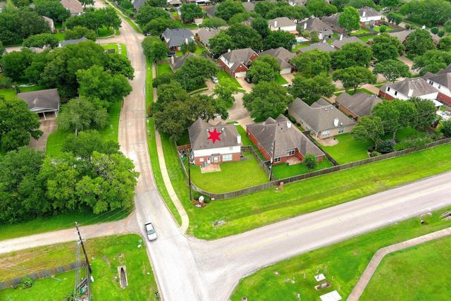 7402 Broken Oak Lane, Sugar Land, TX 77479