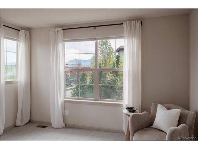 2289 S Isabell St, Lakewood, CO 80228