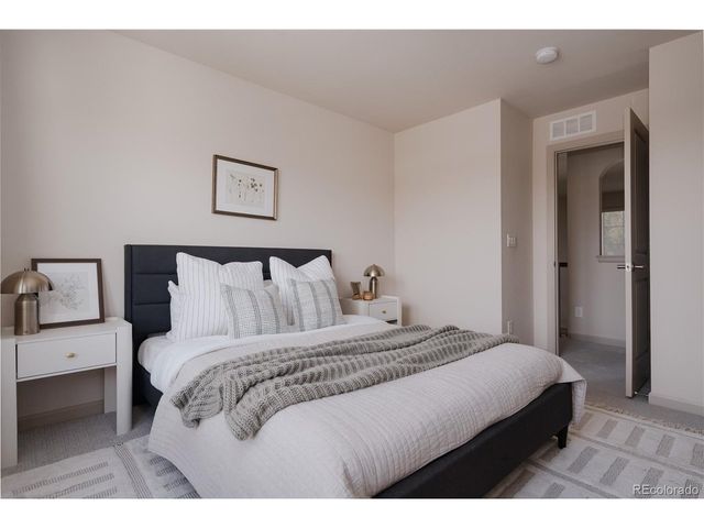 2289 S Isabell St, Lakewood, CO 80228