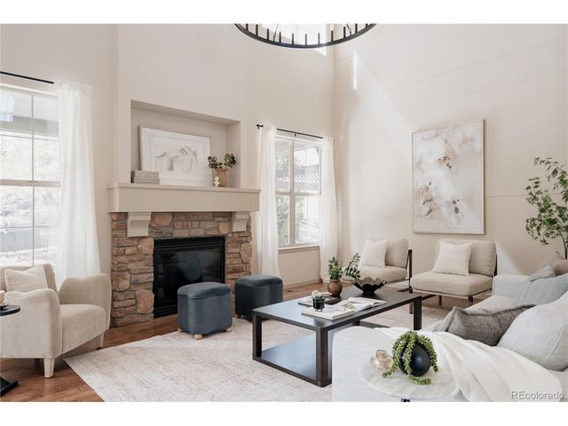 2289 S Isabell St, Lakewood, CO 80228