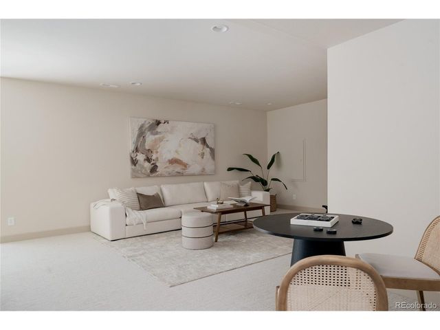 2289 S Isabell St, Lakewood, CO 80228