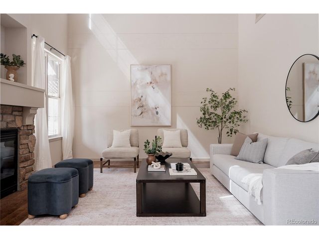 2289 S Isabell St, Lakewood, CO 80228