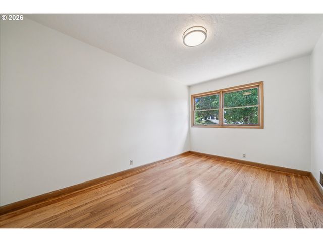 4136 Se MONROE St, Milwaukie, OR 97222