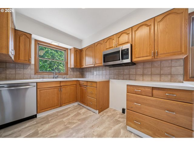4136 Se MONROE St, Milwaukie, OR 97222