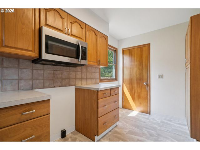 4136 Se MONROE St, Milwaukie, OR 97222