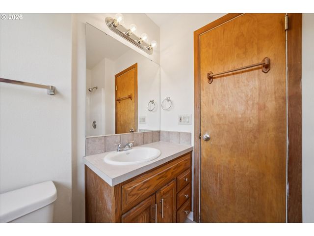 4136 Se MONROE St, Milwaukie, OR 97222