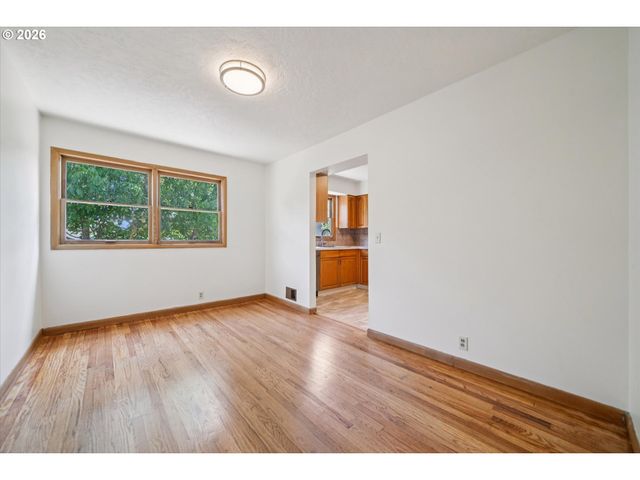 4136 Se MONROE St, Milwaukie, OR 97222
