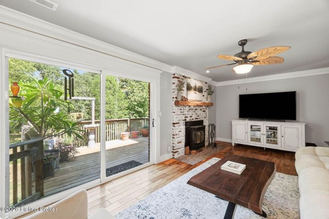 2405 Cornish Way, La Grange, KY 40031