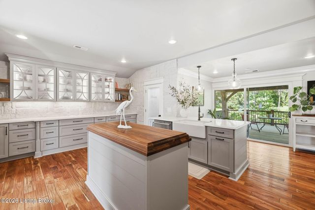 2405 Cornish Way, La Grange, KY 40031