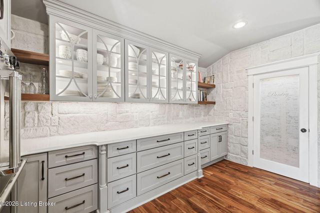 2405 Cornish Way, La Grange, KY 40031