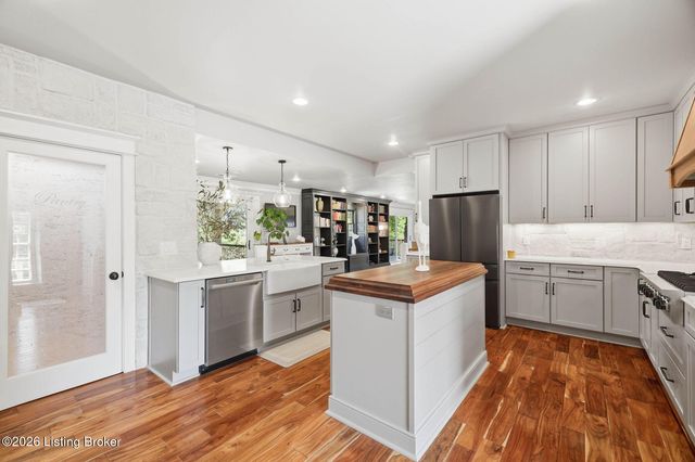 2405 Cornish Way, La Grange, KY 40031