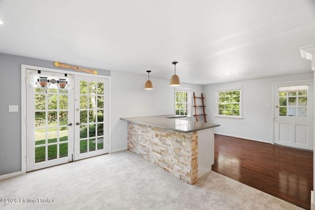 2405 Cornish Way, La Grange, KY 40031