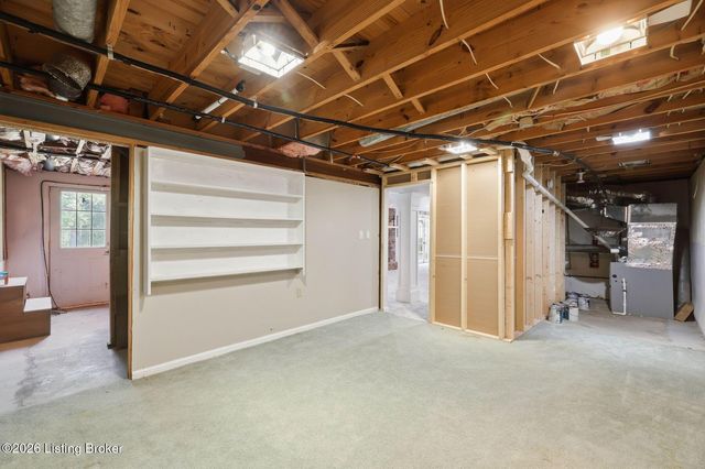 2405 Cornish Way, La Grange, KY 40031