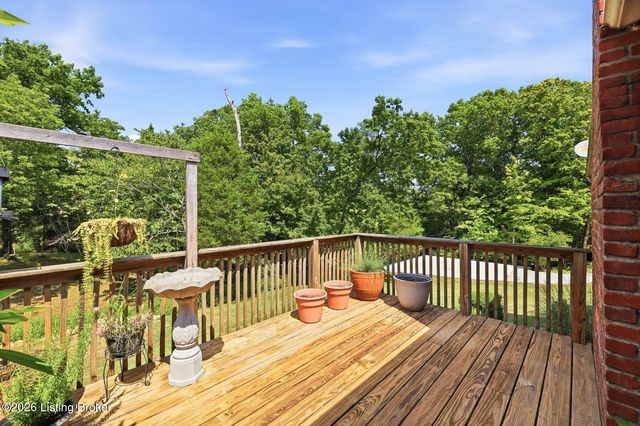 2405 Cornish Way, La Grange, KY 40031