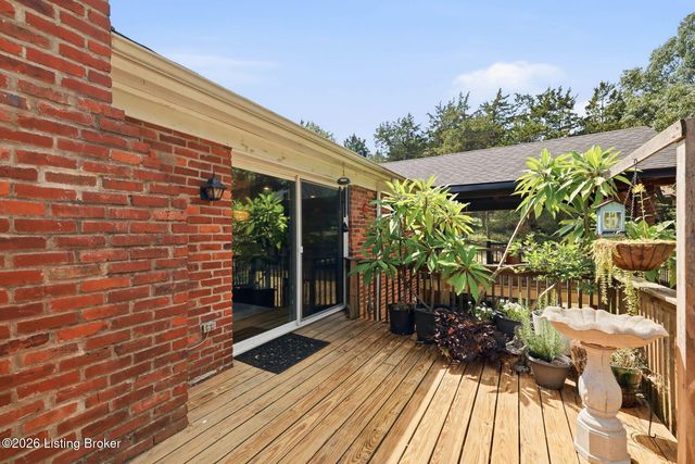 2405 Cornish Way, La Grange, KY 40031