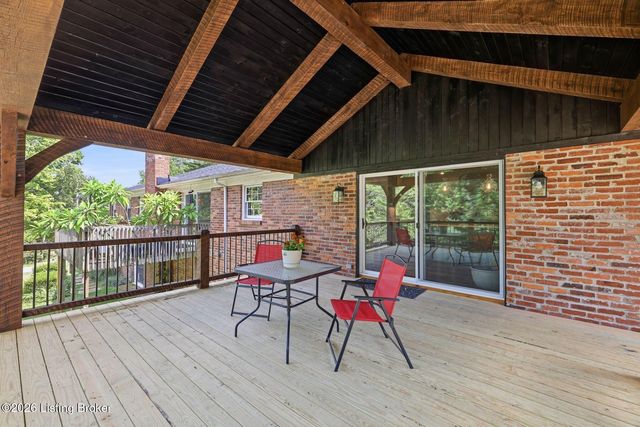 2405 Cornish Way, La Grange, KY 40031