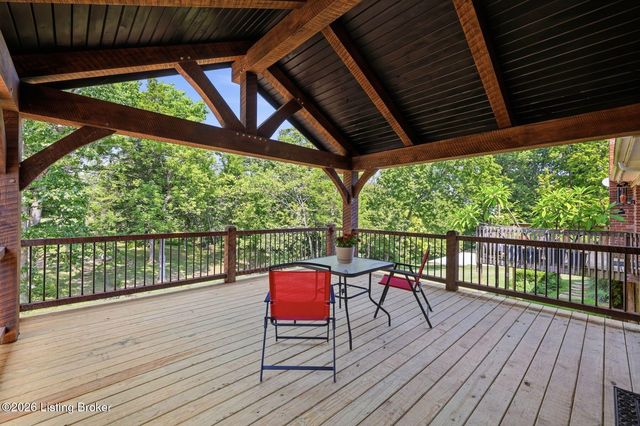 2405 Cornish Way, La Grange, KY 40031