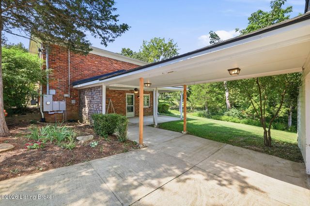 2405 Cornish Way, La Grange, KY 40031
