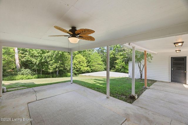 2405 Cornish Way, La Grange, KY 40031