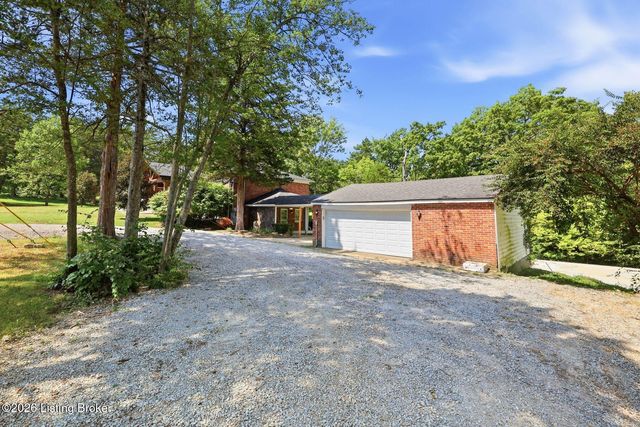 2405 Cornish Way, La Grange, KY 40031