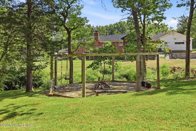 2405 Cornish Way, La Grange, KY 40031