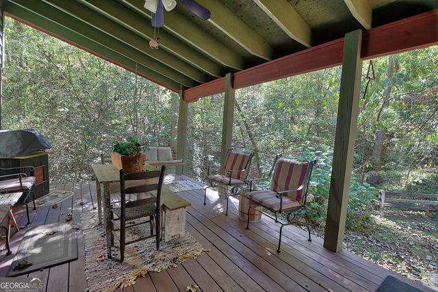 31 Creekside Lane, Clayton, GA 30525