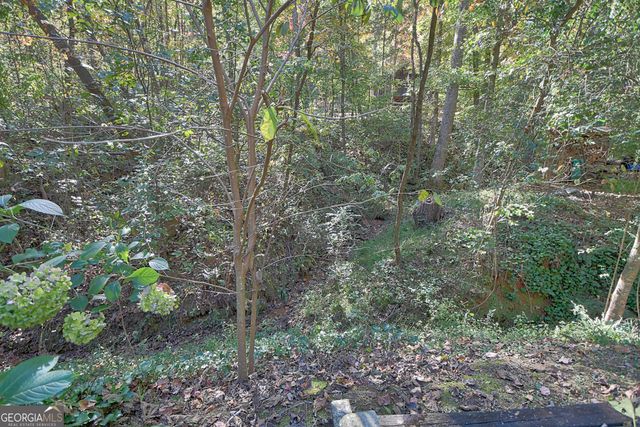 31 Creekside Lane, Clayton, GA 30525