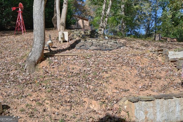 31 Creekside Lane, Clayton, GA 30525