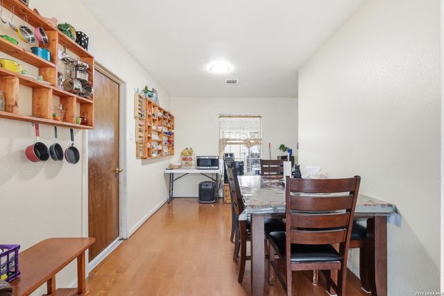 8335 Swift Eagle Dr, San Antonio, TX 78242