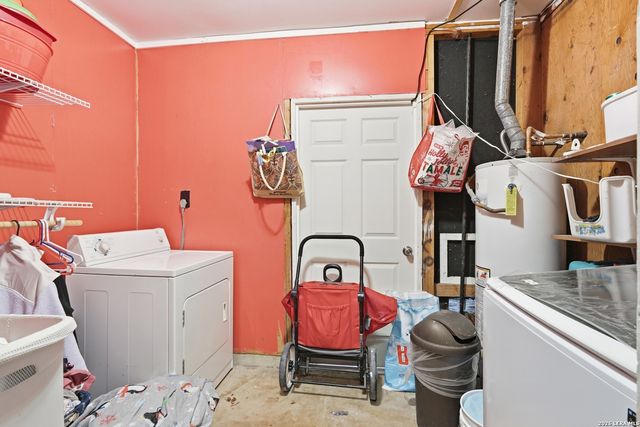 8335 Swift Eagle Dr, San Antonio, TX 78242