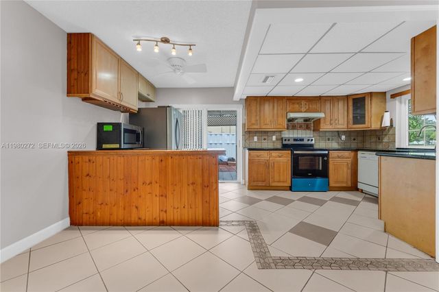 12145 Begonia Way 12145, Cooper City, FL 33026