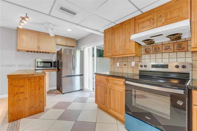 12145 Begonia Way 12145, Cooper City, FL 33026