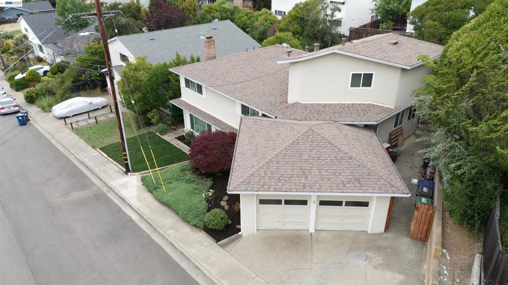 4592 Edwards Ln, Castro Valley, CA 94546