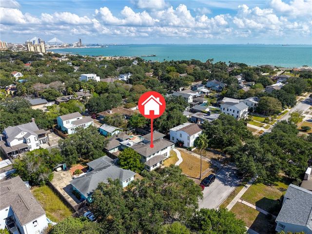 242 Rosebud Ave, Corpus Christi, TX 78404