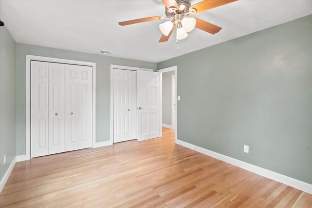 14 Highgate St, Needham, MA 02492