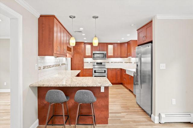 14 Highgate St, Needham, MA 02492