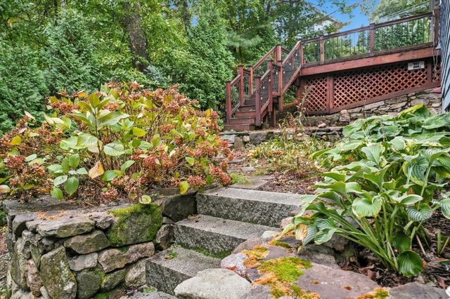 14 Highgate St, Needham, MA 02492