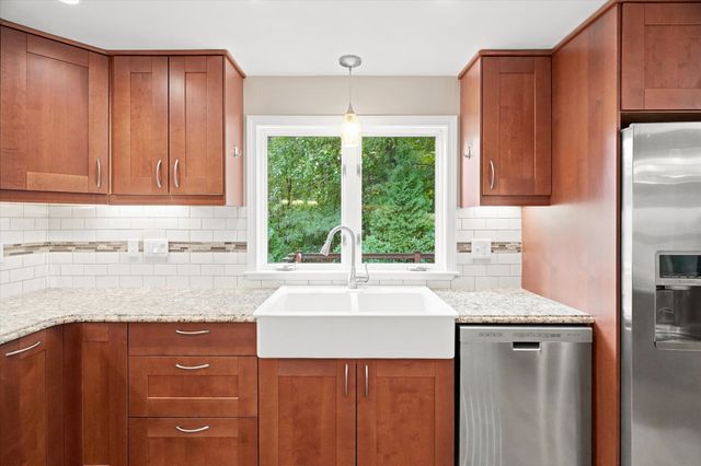 14 Highgate St, Needham, MA 02492