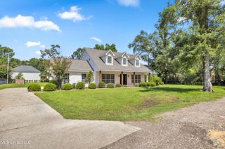 11471 Road 122, D'iberville, MS 39540