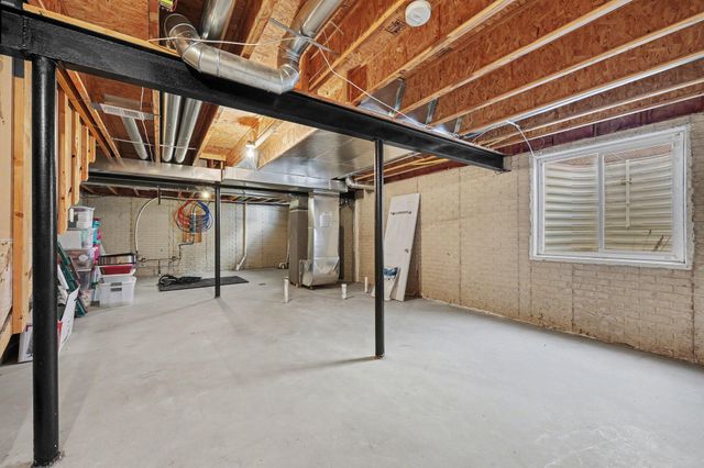 8054 Beechwood Boulevard, Dexter, MI 48130