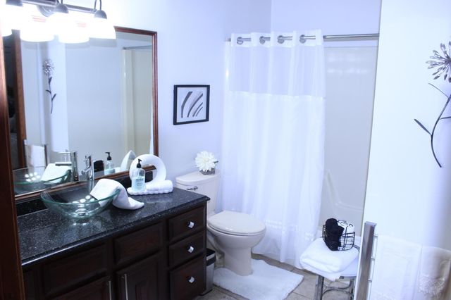 1206 19th Street N, Moorhead, MN 56560