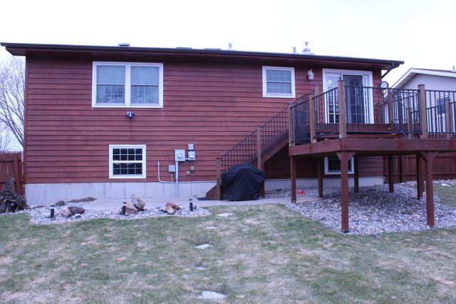 1206 19th Street N, Moorhead, MN 56560