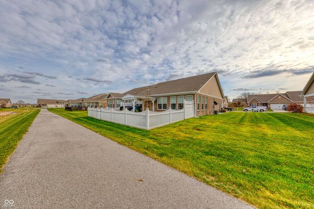 9226 Lieven Street, Avon, IN 46123