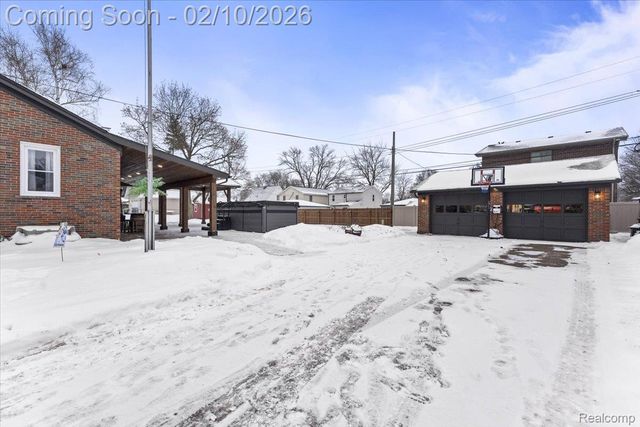 28336 Sheeks Boulevard N, Flat Rock, MI 48134